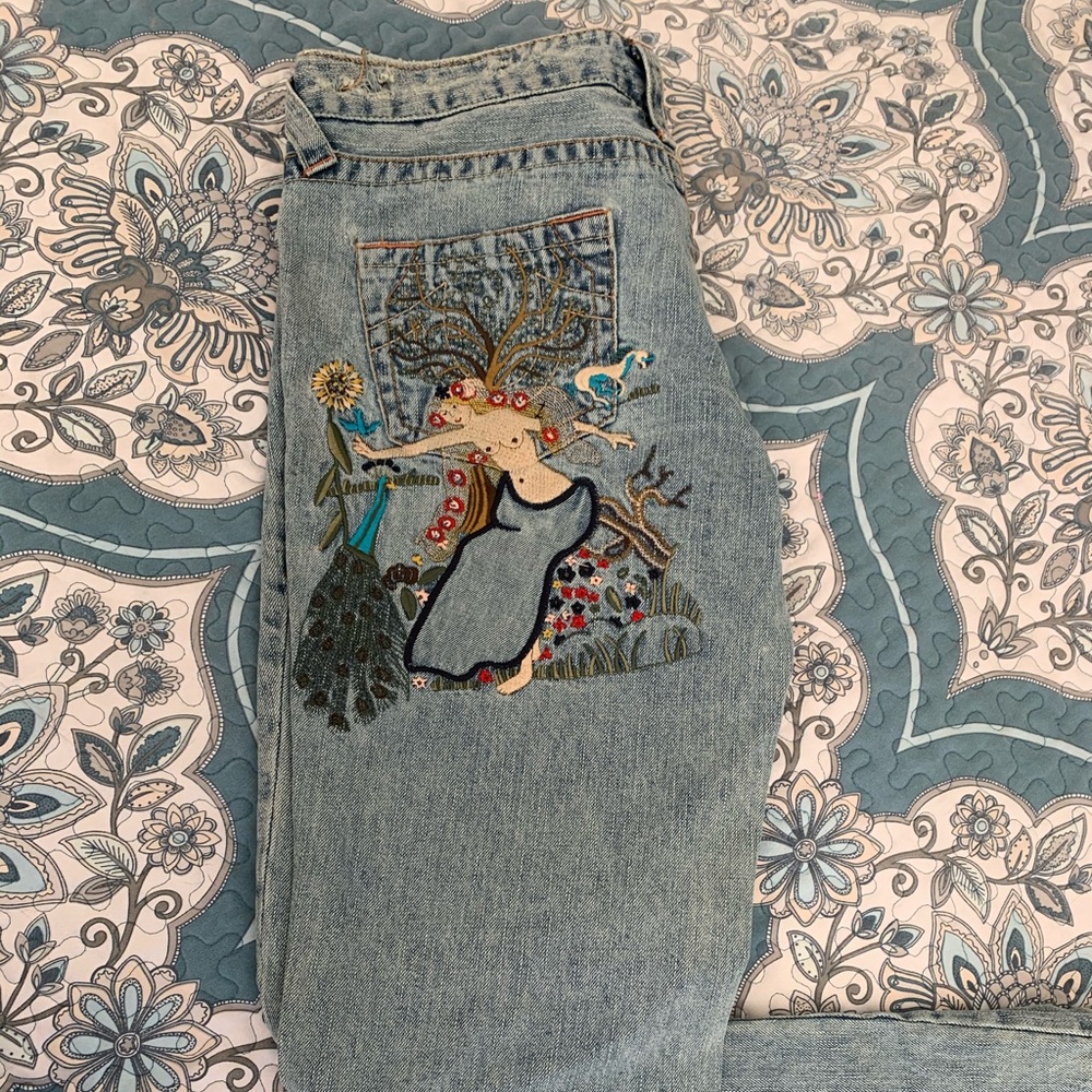 True Religion Jeans 🧲👖 Mermaid embroidered